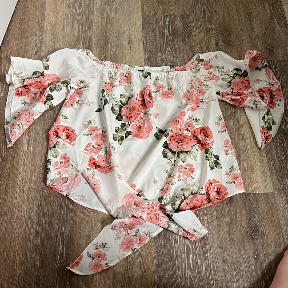 Off Shoulder Flower Print Tie Front Top